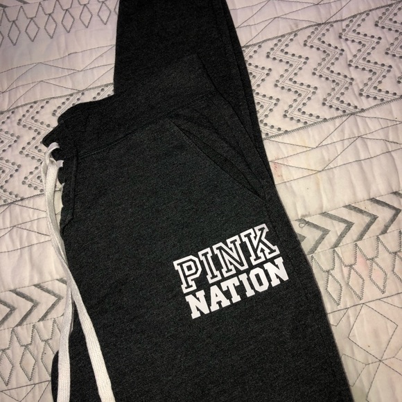 Pink Nation - Picture 4 of 6